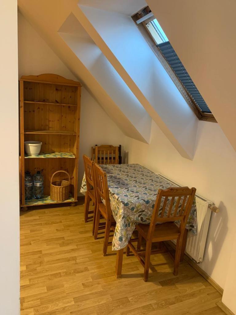 Spacious 2-Rooms Penthouse In Warsaw City Center المظهر الخارجي الصورة